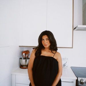 Meet your Posher, Nia